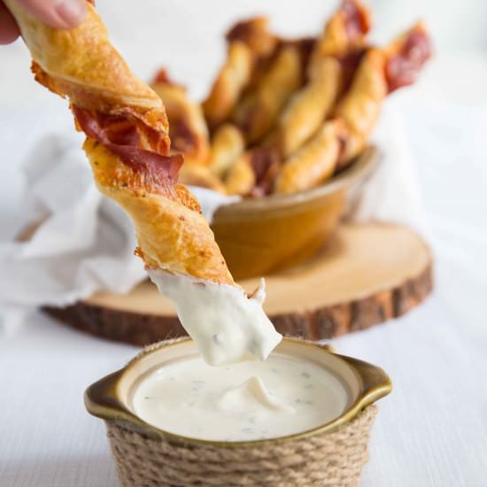 Cheese and Prosciutto Twists - Recipe photo by dontgobaconmyheart