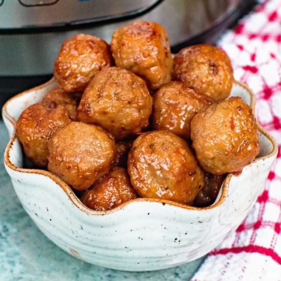 Pressure Cooker Grape Meatballs - Recipe photo by julieseatsandtreats