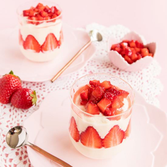 White Chocolate & Strawberry Mousse - Recipe photo by sweetnessandbite