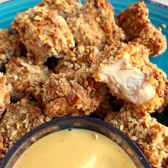 Pretzel Crusted Chicken Nuggets - Recipe photo by Theyummymuffin