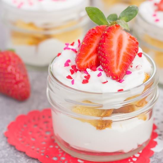 Strawberry White Chocolate Trifles - Recipe photo by pumpkinnspice