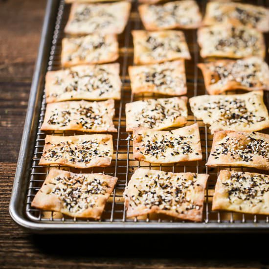 Seeded Buttermilk Crackers - Recipe photo by whatshouldimakefor