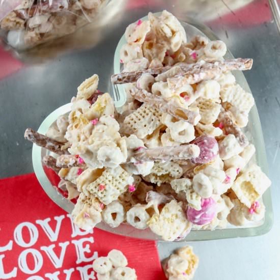 Valentine's Day Party Mix! - Recipe photo by tippsinthekitch