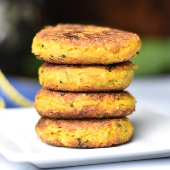 Quinoa-Veggie Burger Patties - Recipe photo by Spice Cravings