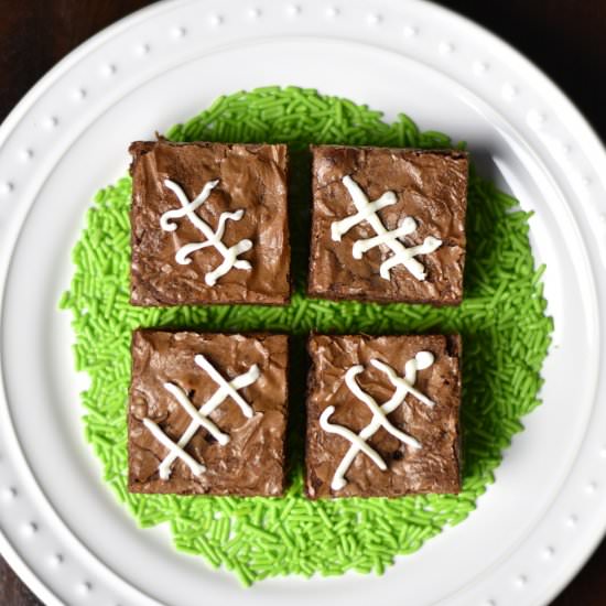 4-Ingredient Brownies - Recipe photo by Spice Cravings