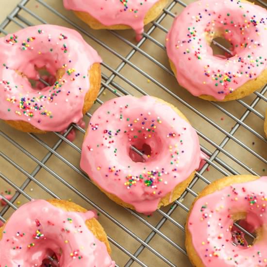 Baked Vanilla Donuts - Recipe photo by Seasonal Cravings