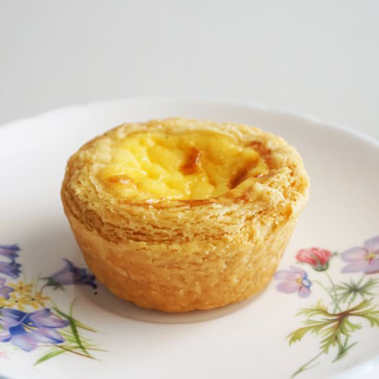 Flaky Egg Tarts - Recipe photo by cakeletsanddoilies