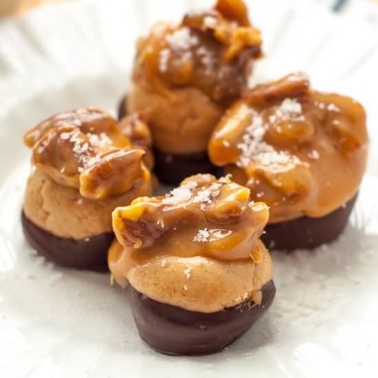 Easy Buckeye Turtles - Recipe photo by MamaGourmand