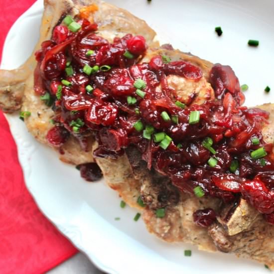 Seared Pork Chops with Cranberry - Recipe photo by girlinhealing