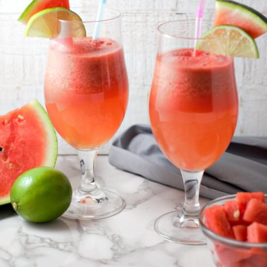 Watermelon Sangria - Recipe photo by ZonaCooks
