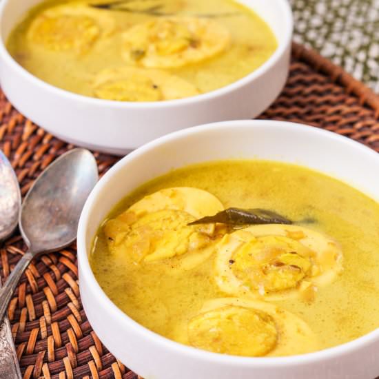 Muttai Kulambu - Recipe photo by TaraMar