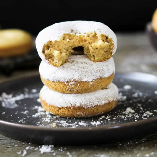 Vegan Powdered Donuts - Recipe photo by Vegan Huggs