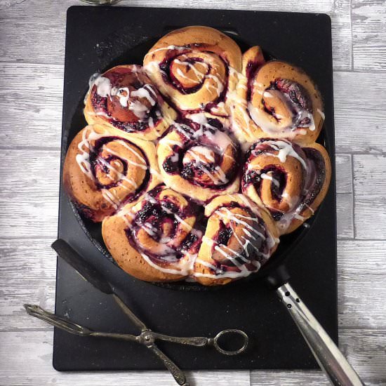 Blackberry Swirl Skillet Overnight Buns - Recipe photo by thespeltkitchen