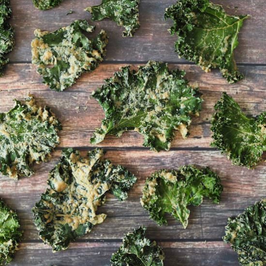 Easy Tahini Garlic Kale Chips - Recipe photo by Food to Feel Good