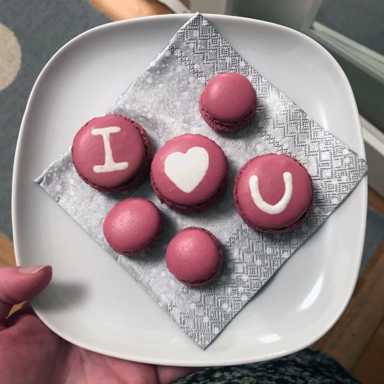 Valentine's Macarons - Recipe photo by 1001makron.com
