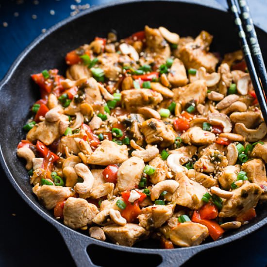 Easy Paleo Cashew Chicken Stir Fry - Recipe photo by foodfaithfitness