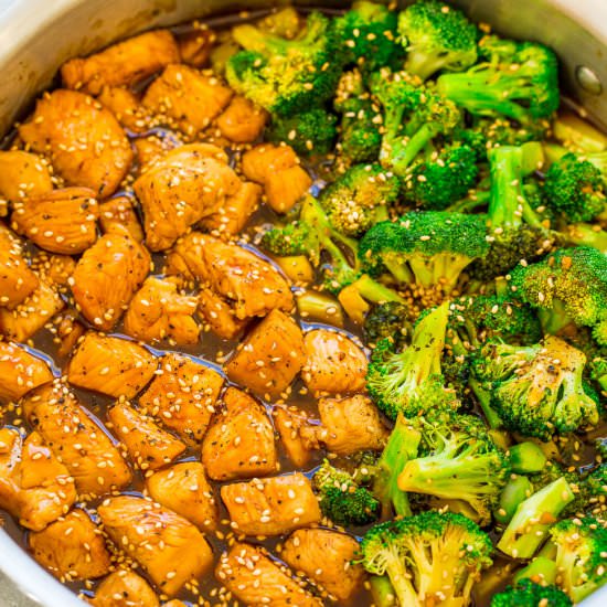15-Min Sesame Chicken w/ Broccoli - Recipe photo by Averie