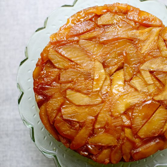 Apple Upside Down Cake - Recipe photo by Studio Delicious