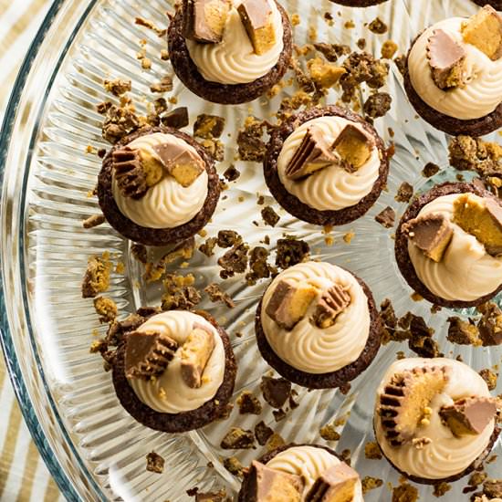 Peanut Butter Brownie Cups - Recipe photo by TheSaltyMarshmallow