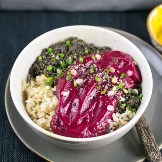 Peruvian lentils with beet puree - Recipe photo by yupitsvegan
