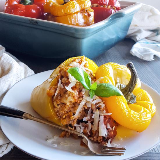 Easy Stuffed Bell Peppers - Recipe photo by FeastInThyme