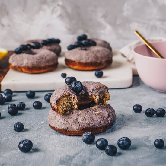 PALEO BLUEBERRY BANANA DONUTS GF - Recipe photo by nattwrobel
