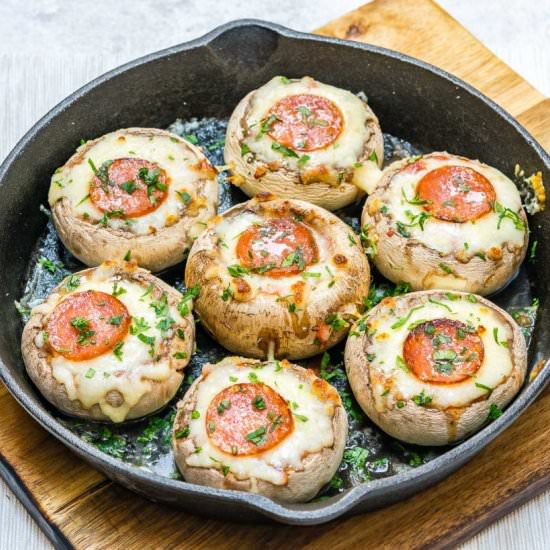 Clean Eating Pizza-Stuffed Mushroom - Recipe photo by cleanfoodcrush