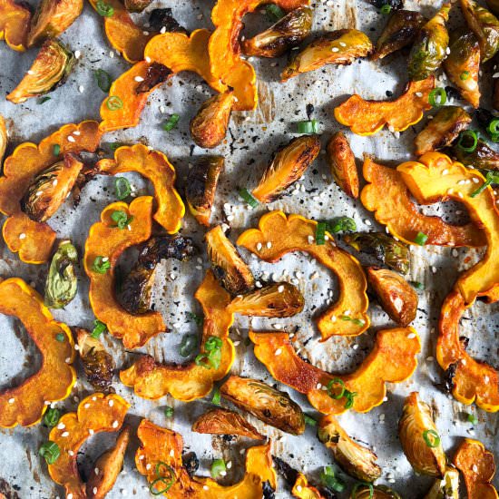 Gochujang Roasted Winter Vegetables - Recipe photo by Eva Minette