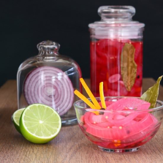 Pickled Pink Onions - Recipe photo by 5Flavours