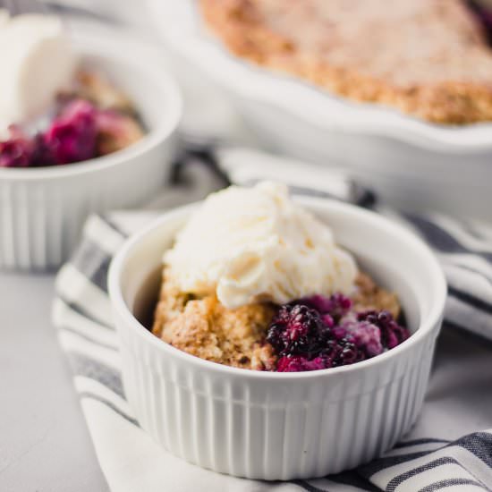 Blackberry Cobbler - Recipe photo by Simplylakita