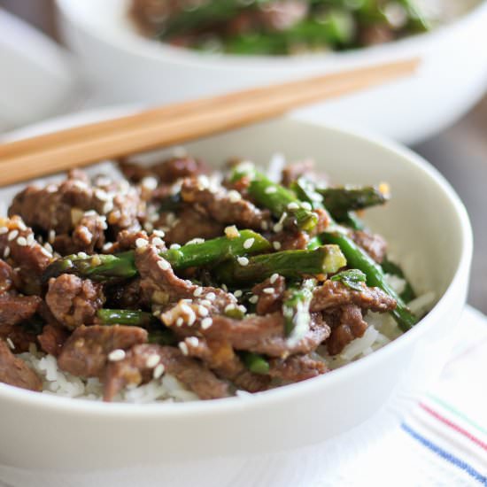 Beef Stir-Fry with Asparagus - Recipe photo by Berrymaple