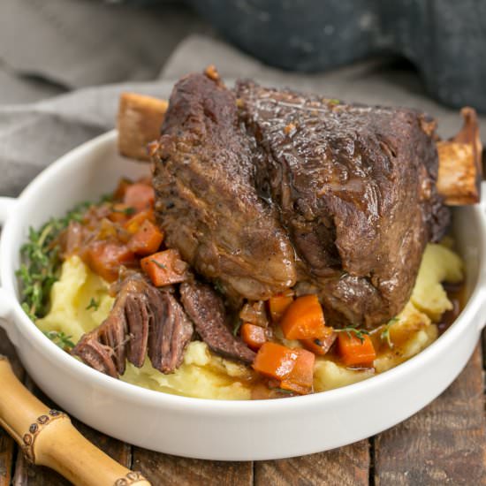 Instant Pot Beef Short Ribs - Recipe photo by thatskinnychickcanbake