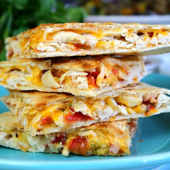 Chicken & Pico Quesadillas - Recipe photo by happihomemade