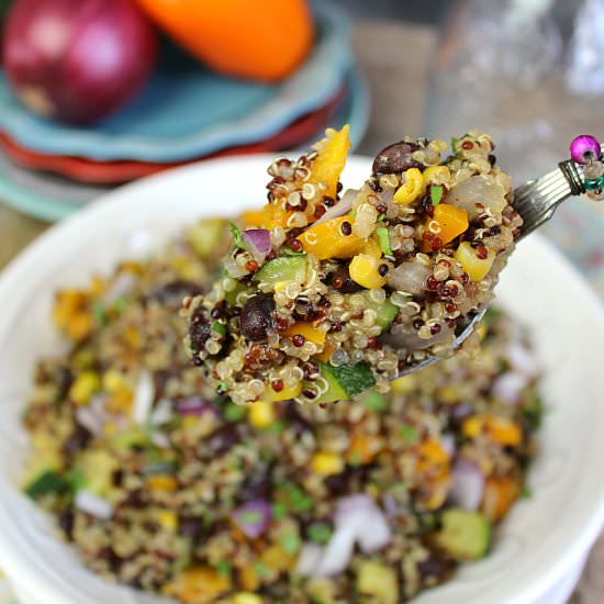 Southwestern Quinoa Salad - Recipe photo by happihomemade