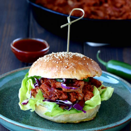 Vegetarian Jackfruit Pulled Pork Burger - Recipe photo by Dels cooking twist