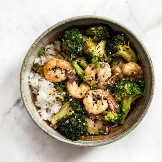 Easy Shrimp and Broccoli Bowls - Recipe photo by saltandlavender