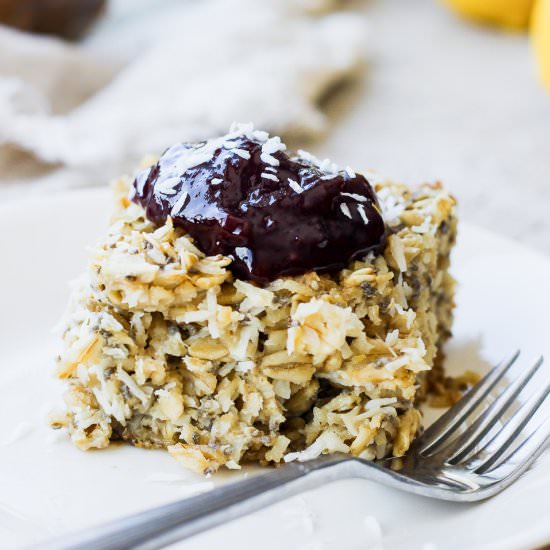 Vanilla Lemon Chia Baked Oatmeal - Recipe photo by getwellwithem