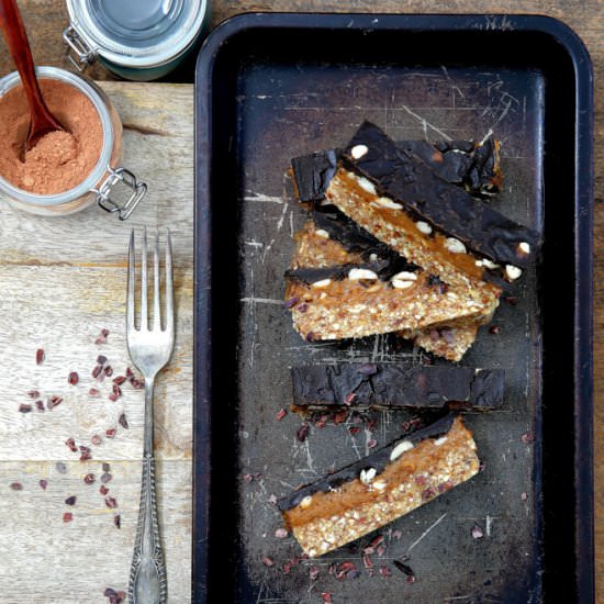 Vegan Snickers Bars - Recipe photo by TheCookandHim