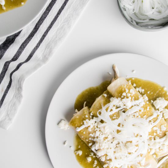 Green Tomatillo Chicken Enchiladas - Recipe photo by Greciaparra