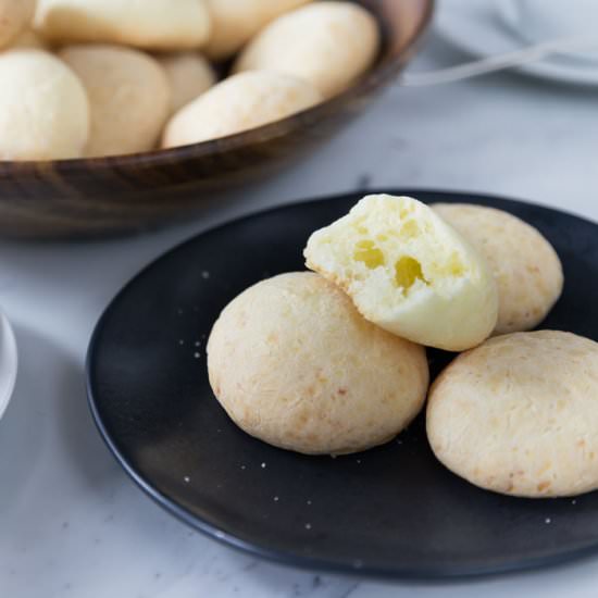 Brazil Cheese Bread Pão de Queijo - Recipe photo by Ethnic Spoon
