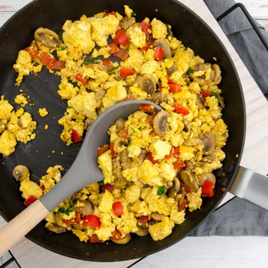 Tofu Scramble with Mushrooms - Recipe photo by elephantasticvegan