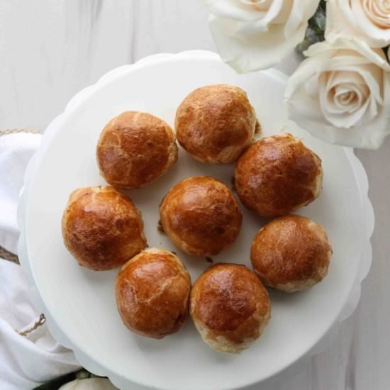 Mini Almond Brie en Croute - Recipe photo by pedanticfoodie