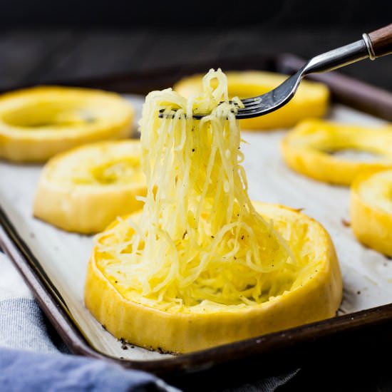 How to Cook Spaghetti Squash - Recipe photo by rachelcooksblog