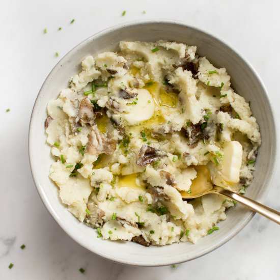 Easy Instant Pot Mashed Potatoes - Recipe photo by saltandlavender