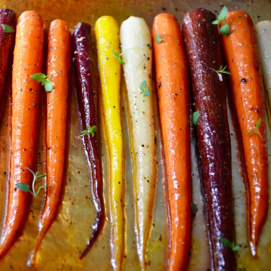 Easy Honey Roasted Carrots - Recipe photo by justataste