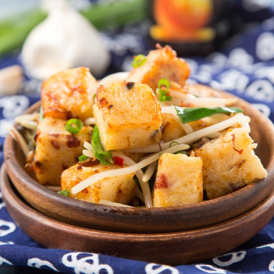 Pan-Fried Turnip Cake with XO Sauce - Recipe photo by Lokness