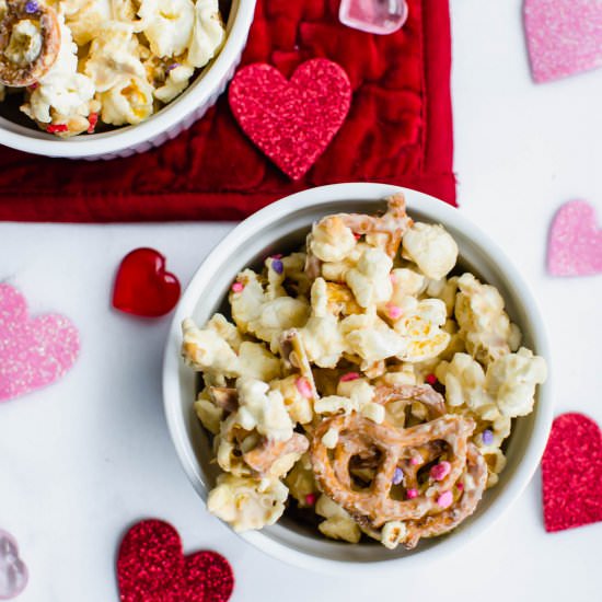 Cupid Crack Popcorn Mix - Recipe photo by SweetCayenne