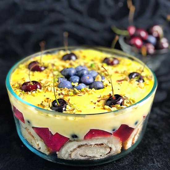 Layered Fruit Custard - Recipe photo by tanusrecipes