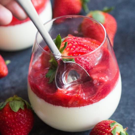 Vanilla Panna Cotta with Strawberry - Recipe photo by Coco and Ash
