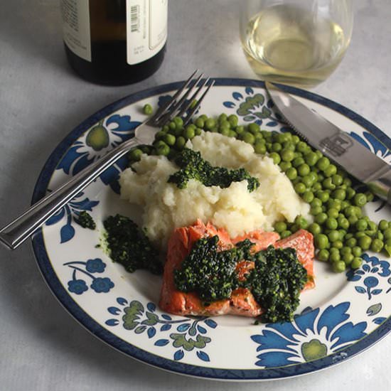 Salmon with Pesto and Potatoes - Recipe photo by Cooking Chat